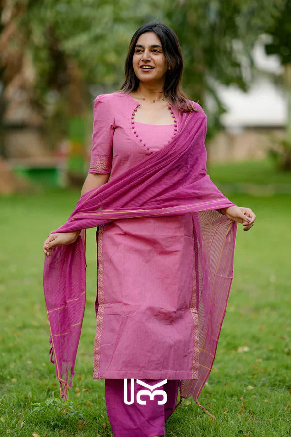 Kurta set (Dress) In Pink