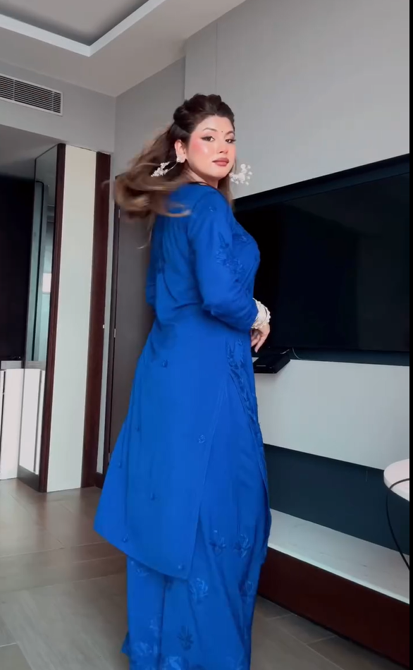 Lucknow Chikankari Hand Embroidered Blue Cotton Kurta