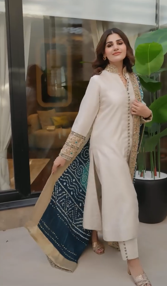 Chunri bandhini with mukaish kamdani work dupatta shalwar.