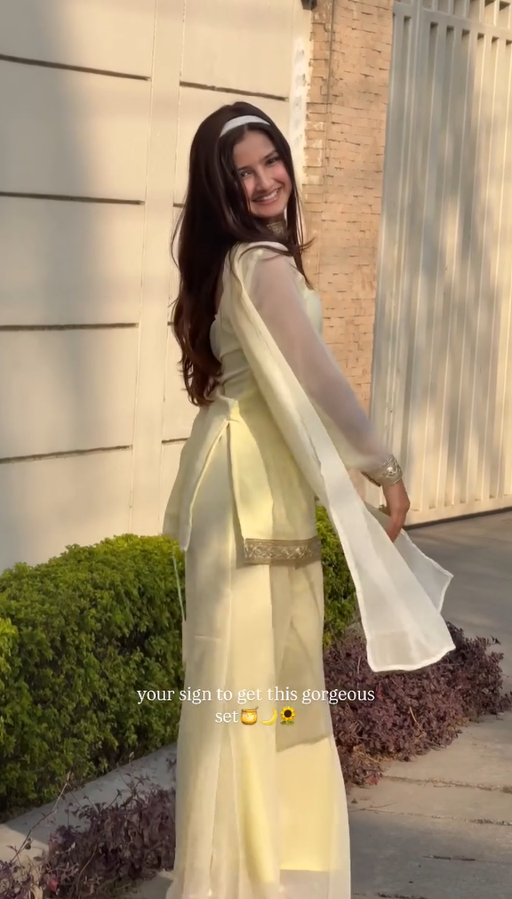 Tinker Fairy Dreams • Soft • Luxuriously Flowing cream